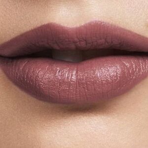 A different grape Clinique dramatically different lipstick